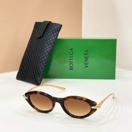 Picture of Bottega Veneta Sunglasses _SKUfw80050227fw